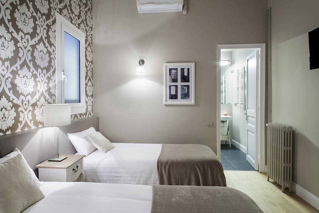 Bachome Gallery B&B Barcelona Room photo
