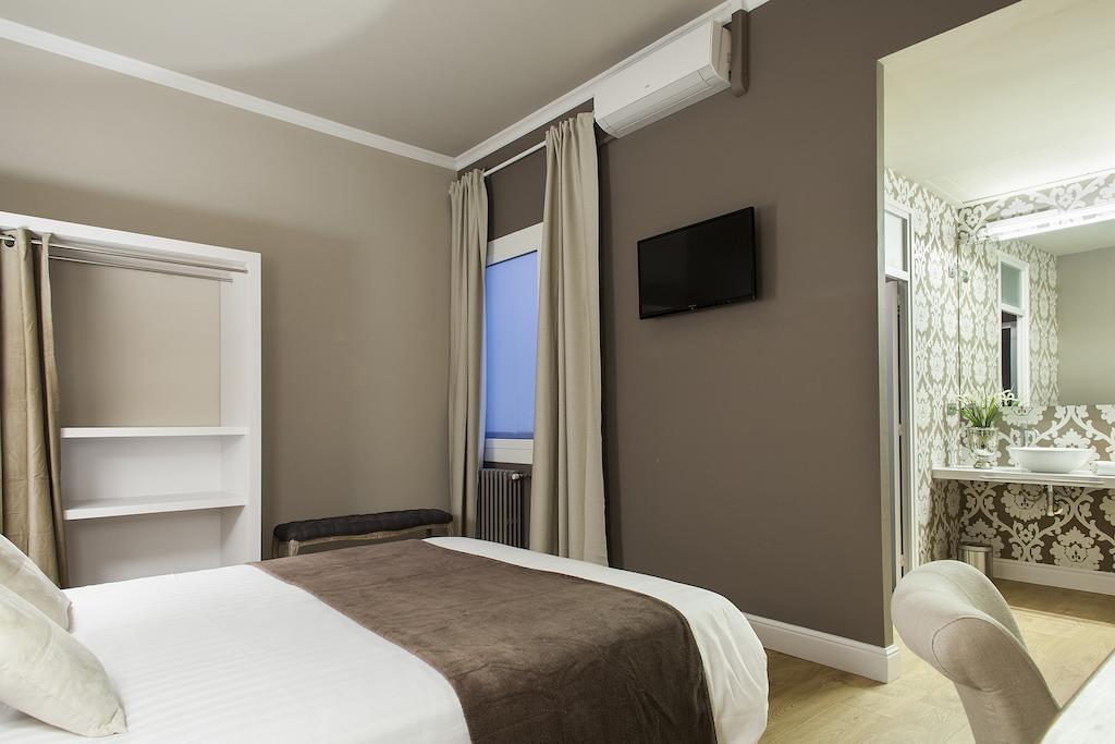 Bachome Gallery B&B Barcelona Room photo