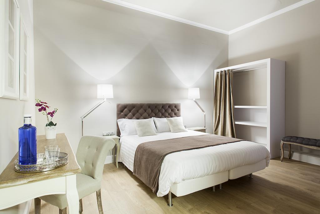 Bachome Gallery B&B Barcelona Room photo